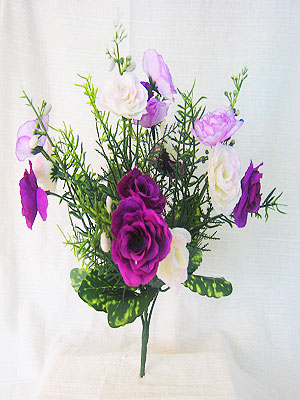<img src="lilac_rose.jpg" alt="a bunch of lilac roses"> 